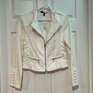 NWT White House Black Market women’s Sz 6 short white lace up jacket with zipper